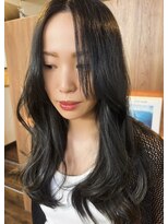 キーゴ 博多(KY-GO.) ロングレイヤーカット 地毛に近いグレージュ