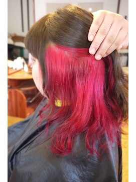 ヘアー ライフ トゥルース(Hair Life truth) 《truth》インナーカラー×ピンク