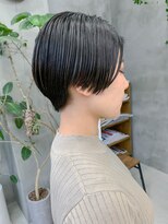就活ヘア、黒髪、ハンサムショート、前下がり