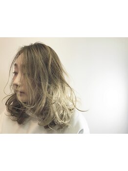 【日本橋駅徒歩4分】美しさが色褪せない透明感が叶う！植物性で素肌・髪にやさしいカラーをご提供◎