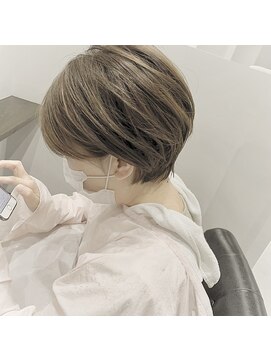 ナーナーナー モエ(Nana no moe) ナチュラル耳かけショート