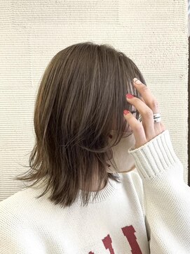 アウラ 高岡店(AULA) ベージュグレー