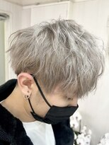 アールプラスヘアサロン(ar+ hair salon)&nbsp;シルバーベージュカラー