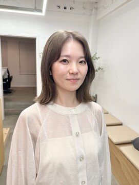 バド(bado) チャコールグレージュカラー