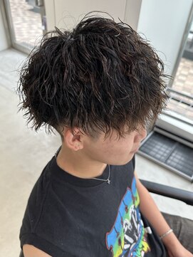 フィフス 天神大名(fifth) ツイストスパイラルパーママッシュメンズパーマ波巻きパーマ束感