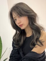 ヨロ 小岩(YOLO) 小岩ハイライトミルクティーグレージュレイヤーカット