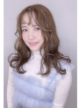 エイムヘアメイク 舟入店 透明感ベージュカラー