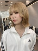 流れる顔まわりカット韓国ボブ×ハイトーン 横浜