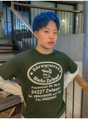 短髪ハイトーンブルー