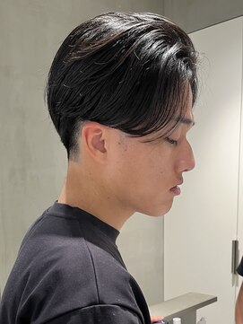 テクネ 天神大名(techne) 天神大名シャドウパーマスパイラルパーマセンターパートウルフ