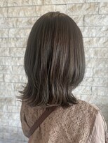 フラット 千葉(Flat.) ミディアムヘア【千葉駅】