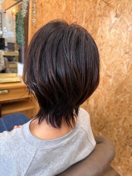 大人女性の悩みも＜トレンド×大人カラー＞で素敵に仕上がる★白髪染めもお洒落に楽しみたい方におすすめ♪