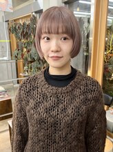 ラプト(rapt)&nbsp;ピンクグレージュ前上がりボブ