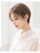 ウィールールピヴォクロス(WE RULE pivot cross)&nbsp;大人上品な前下がり丸みショートボブ