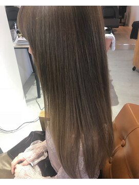 キクロス(kicros) 【kicros】透明感のあるベージュ☆