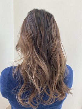 タブーアイ(TABOO.i) 大人女性のグラデーションカラー