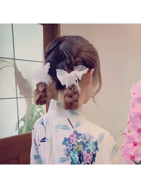 編み込みヘアアレンジ