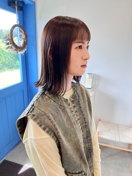 ジジ フィーカ 佐野(Gigi fika) オン眉/外ハネミディアム