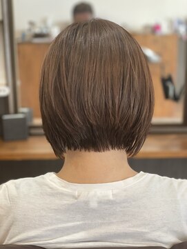 リンク(LinC) 40代のスッキリボブ