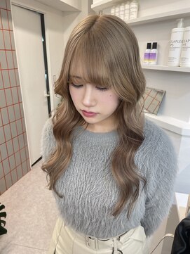 ペレ 渋谷(PELE) 黒髪/グレーベージュ/ハイトーン/ブリーチ/渋谷