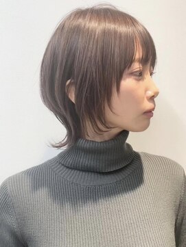 ダブルトーキョー シブヤ(W-TOKYO SHIBUYA) 顔回りが可愛いショートウルフ ボブウルフ ウルフカット