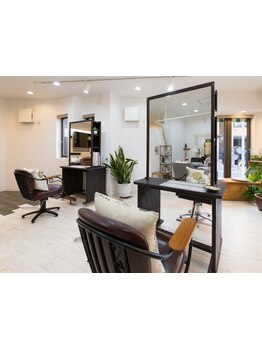 【都島駅徒歩3分】大人女性から人気の上質サロン◇大人女性特有の髪お悩みも一緒に解決します＊