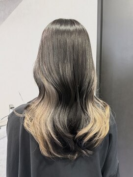 エースヘアー(A.hair) インナーブロンド×ブラック/低めレイヤー/髪質改善