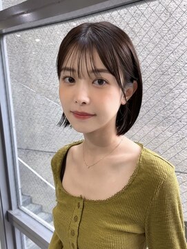 メゾンアクア 表参道(Maison ACQUA) ＋切りっぱなしボブルフ/黒髪ネビージュ/小顔ワンレン/縮毛矯正