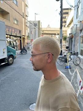 ソワン ドゥ ブレス 立花店(soin de brace) 金髪坊主/ブリーチカラー/尼崎/立花