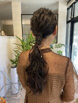 オンドバイサク(ondo by Saku)&nbsp;編みおろし/お呼ばれヘア/20代