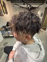 イズ(iss)&nbsp;ハードツイストスパイラルパーマ