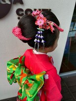 エヌアンドエーコンティ(N&A CONTi)&nbsp;古典美と華やかさが魅力の七五三スタイル