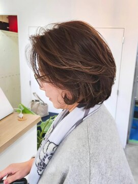 レイヤーボブ　ブラウンカラー