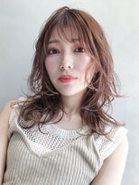 アイティー バイ アルバム 中野店(IT by ALBUM) セミディウルフ_ウェーブパーマフォギーベージュ耳かけ_37435