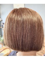 美容室ブラッシュアップ&nbsp;60代でもイルミナで素敵なヘアカラー維持♪前下がりショートボブ