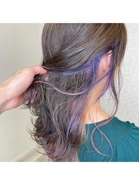 ヘアーアンドメイク ドレス(DRESS) インナーカラー　ランダムカラー