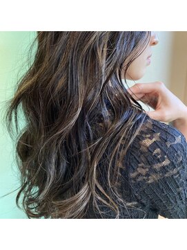 ロッソ(ROSSO) 20代30代40代艶感ストレートアッシュグレージュ透明感ロング