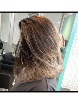 スーク 宜野湾店(suuk) ハイライトグラデーション