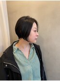 大人可愛いくびれショート・ショートボブ