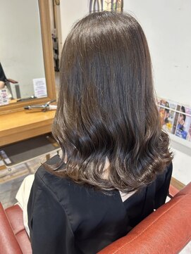 ルシュカイチマルニ(Rasca102) セミロング　チョコレート艶カラー