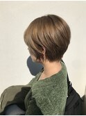フレンチベージュ×トレンドショート