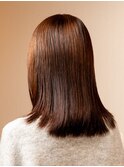 ブラウンベージュカラーで軽さを出しエレガンスな雰囲気に
