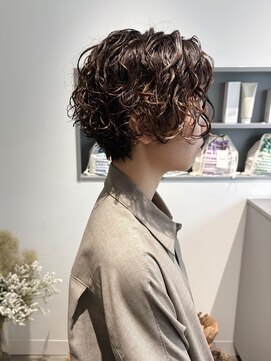 エイゾー 銀座(EIZO) くるくるパーマ/ショートパーマ/前髪なしパーマ