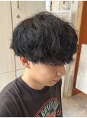 ソフトツイストパーマ ナチュラルパーマ メンズマッシュ刈り上げ