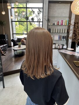 アールトゥーヘアー(art To Hair) ベージュカラー