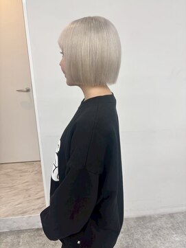 ウィコ 新宿(WICO) ホワイトベージュ