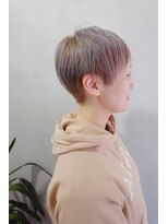 ラトリエコンタン(L´atelier Content)&nbsp;30代40代50代おすすめ　ハイトーン×刈り上げベリーショート