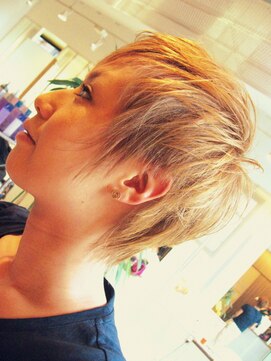 ソラ(sora) ブロンド