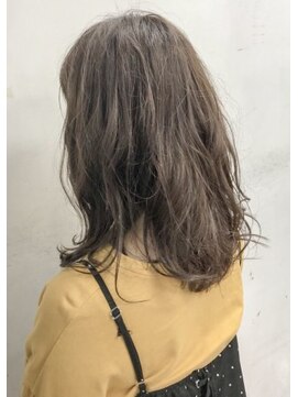 クアトログランシュ ひたちなか店(QUATRO×GranCieux) 大人ナチュラル ウェーブセミディ★QUATRO★