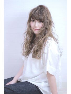 クラシア(Cracia) 大人ガーリー×ほんのり色気ロング